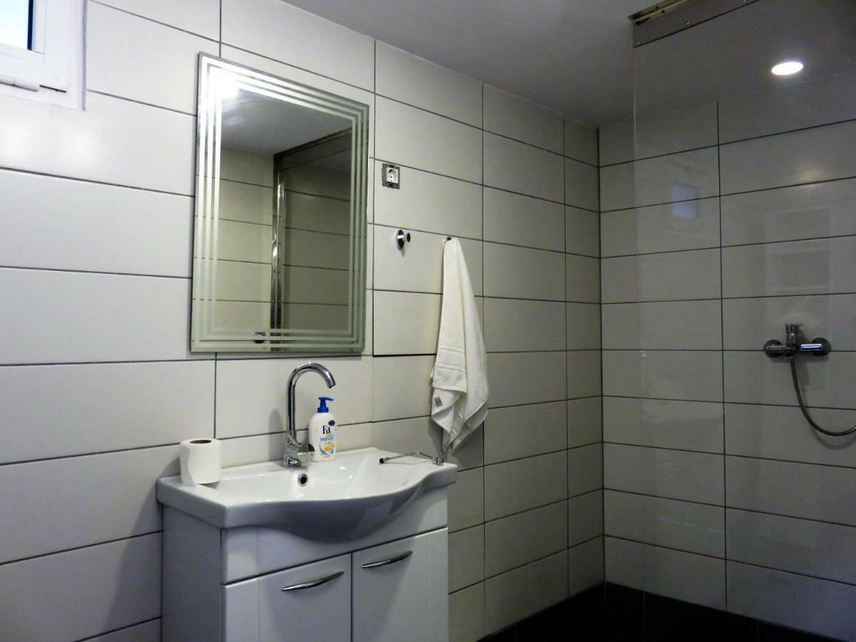 Apartament Cres Esterno foto