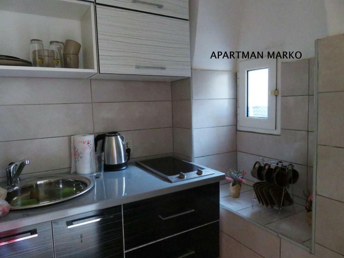 Apartament Cres Esterno foto